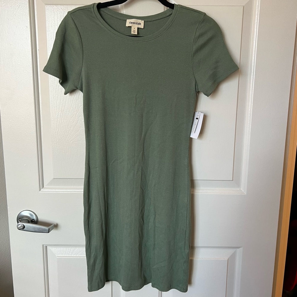 Open Edit t-shirt dress!